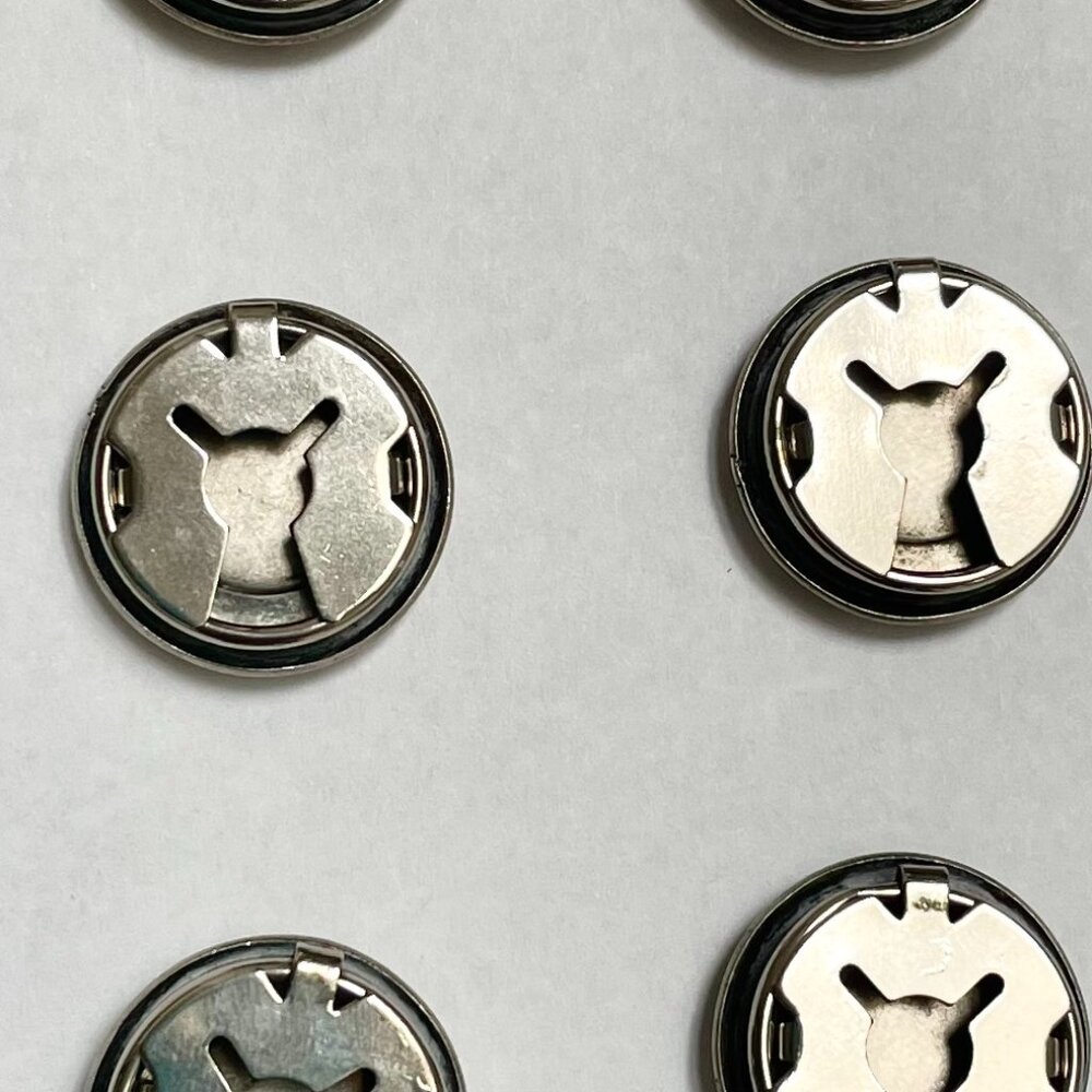 6 Vintage Starburst Button Covers - Picture 5 of 5